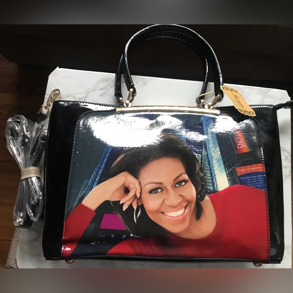 Michelle Obama Large Handbag/Tote w/matching wallet.